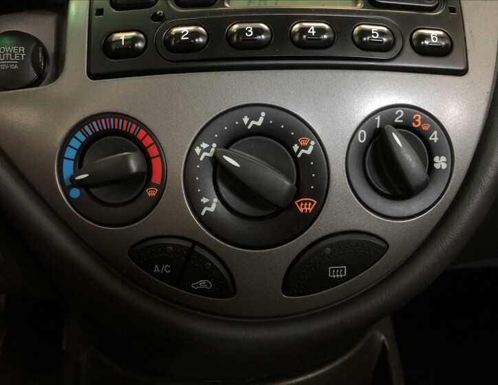 Ford Focus 24