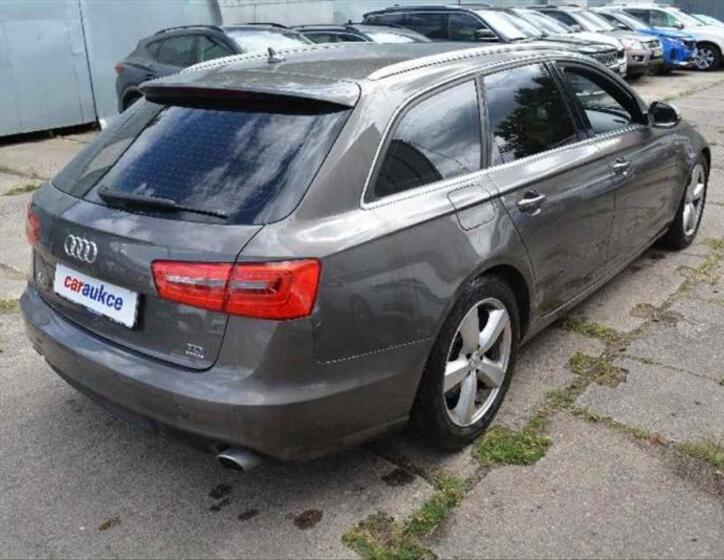 Audi A6 4