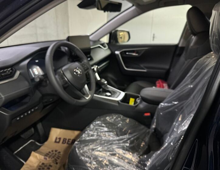 Toyota RAV4 9