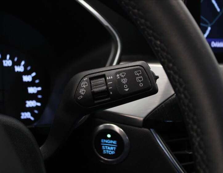 Ford Kuga 21