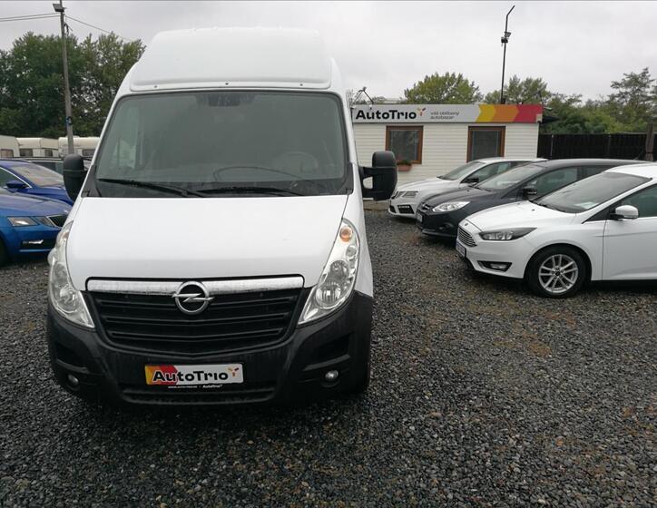 Opel Movano 1