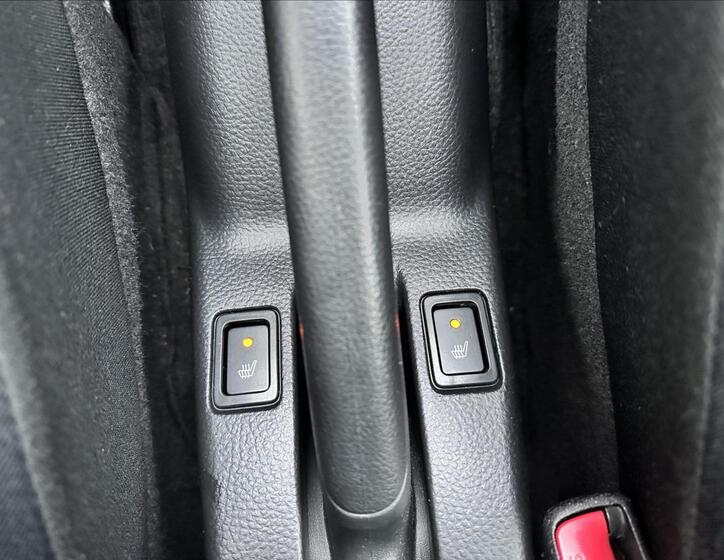 Suzuki Swift 19