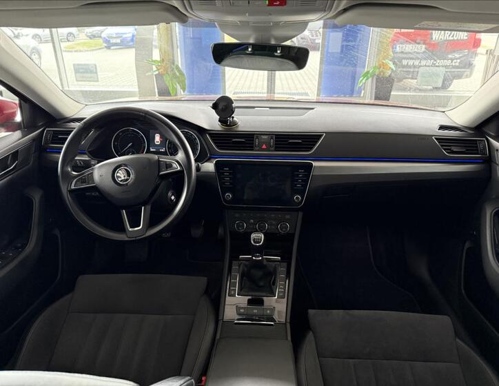 Škoda Superb 8
