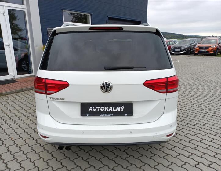 Volkswagen Touran 11