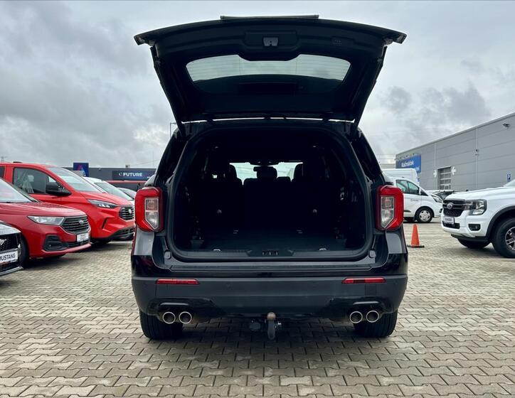 Ford Explorer 11