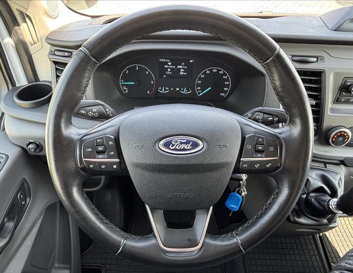 Ford Transit 17