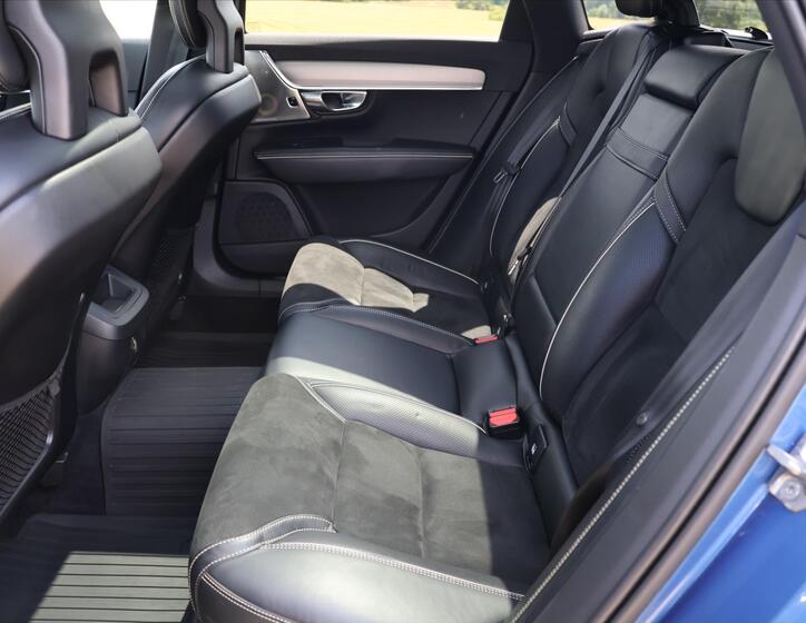Volvo V90 15