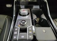 KIA Sorento 8