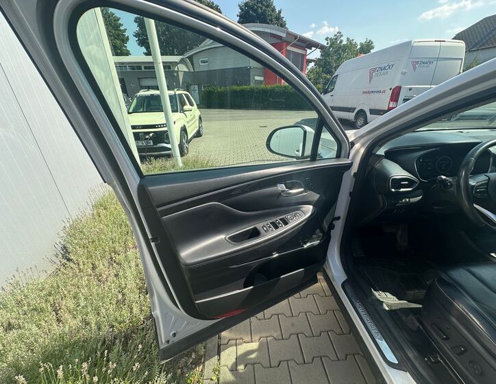Hyundai Santa Fe 13