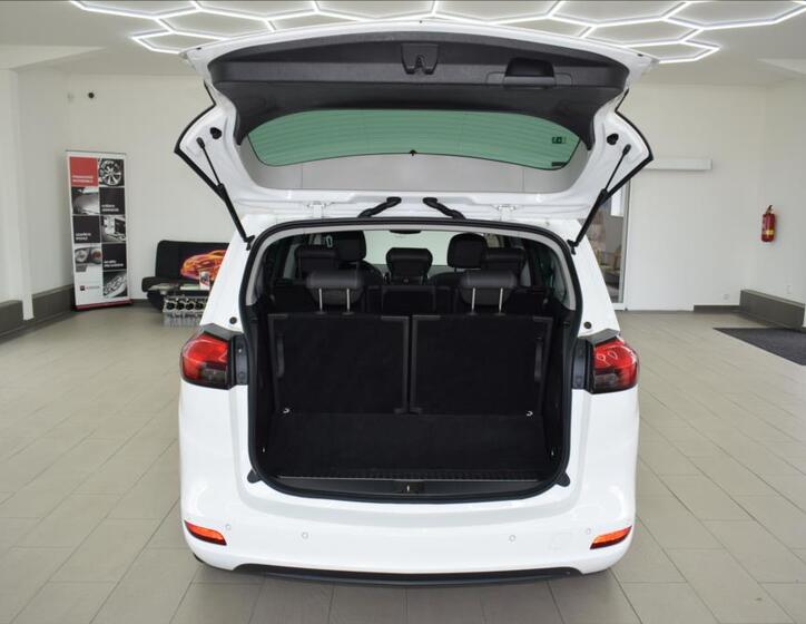 Opel Zafira 13