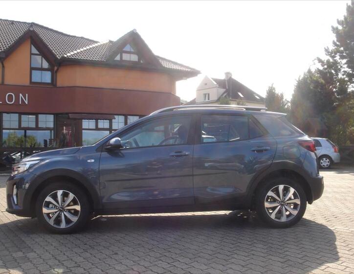 KIA Stonic 6