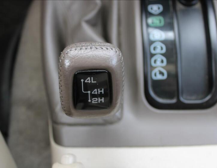 Mitsubishi Pajero Sport 20