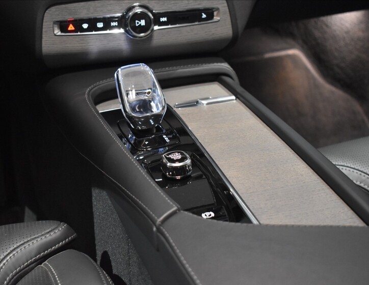 Volvo XC90 18