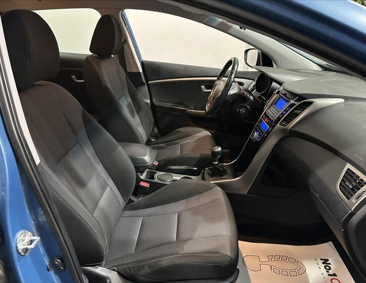 Hyundai i30 20