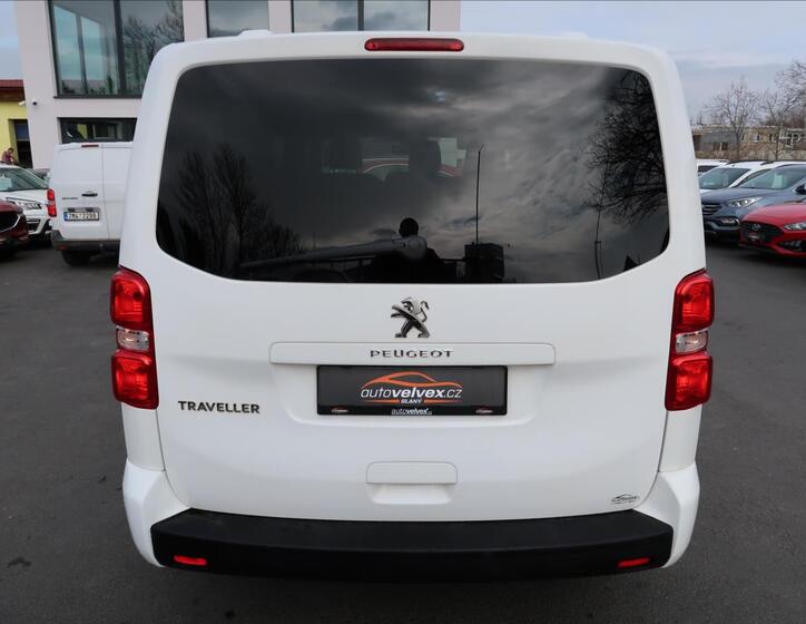 Peugeot Traveller 8