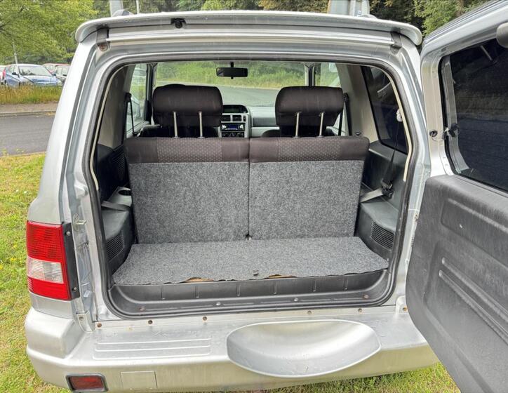 Mitsubishi Pajero Pinin 5