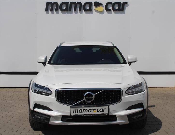 Volvo V90 2