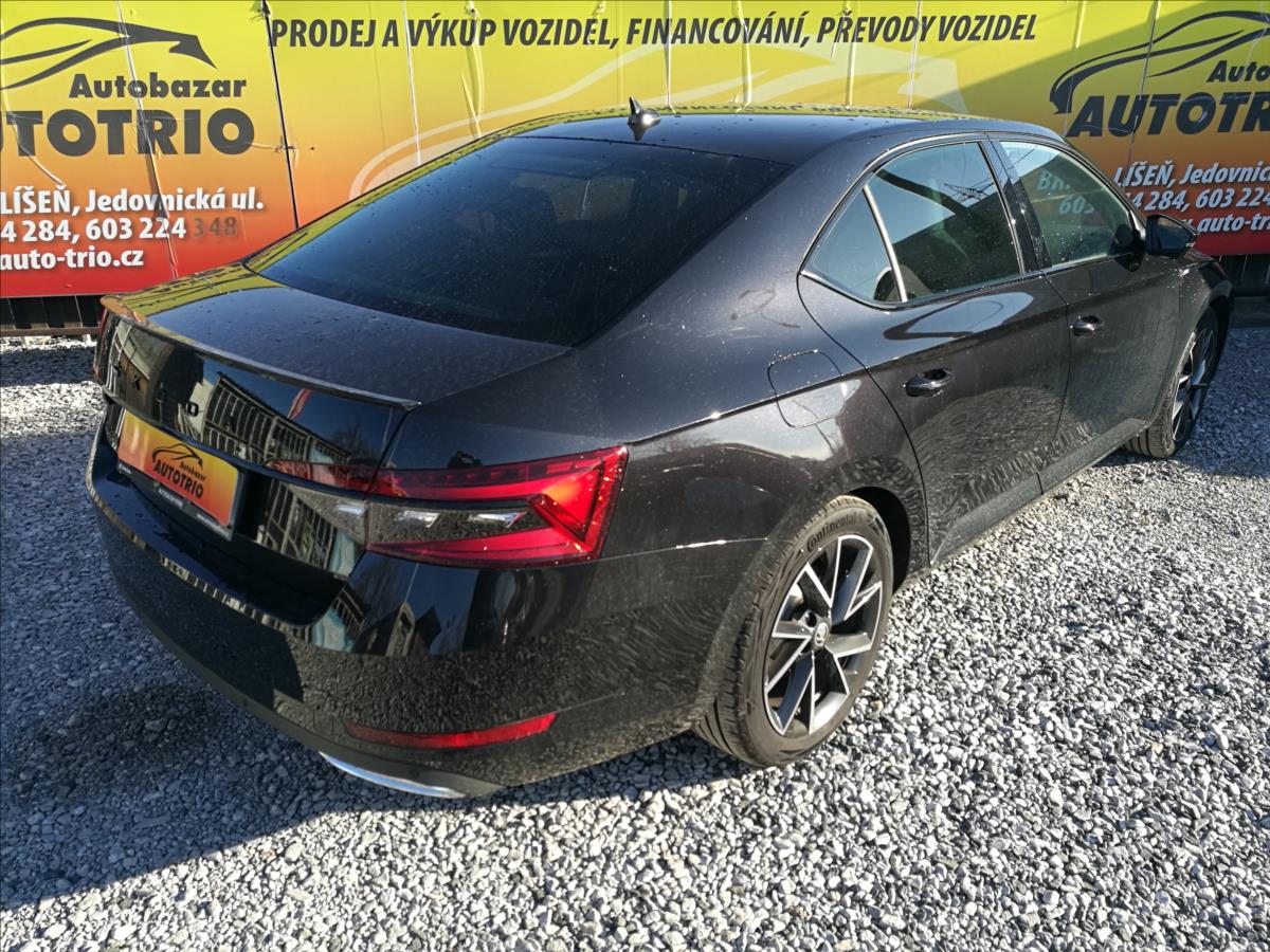 Škoda Superb