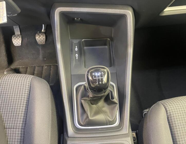 Volkswagen Caddy 10