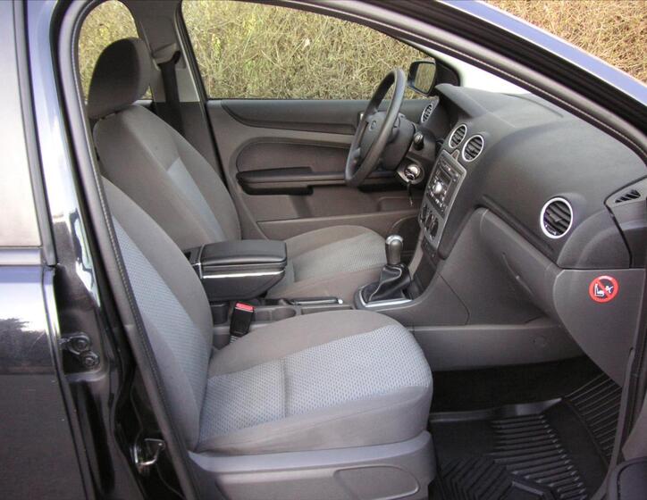 Ford Focus 8