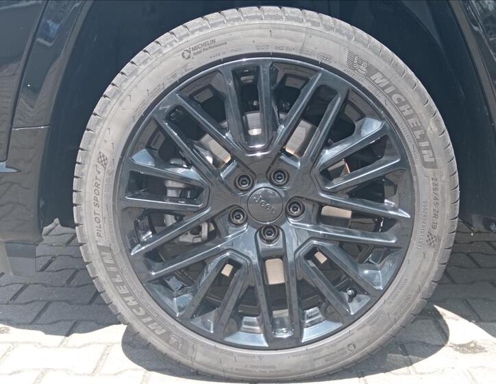 Jeep Compass 9