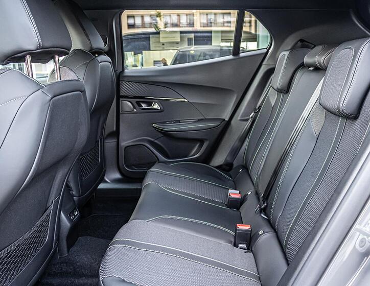 Peugeot 2008 10