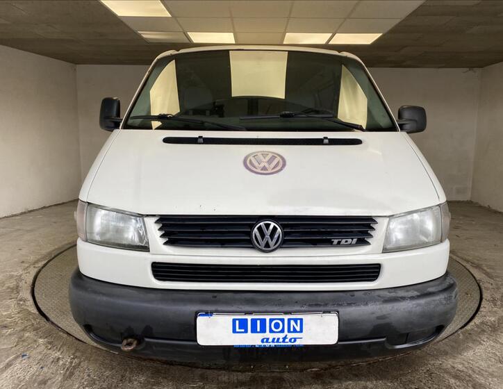 Volkswagen Transporter 2
