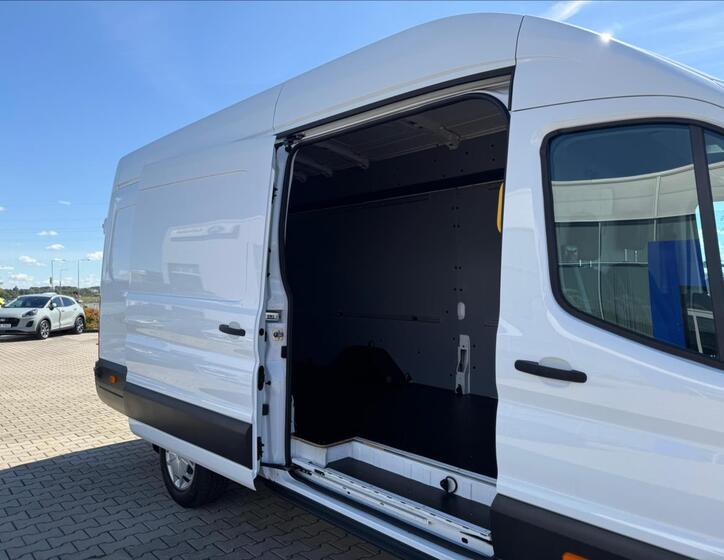Ford Transit 16