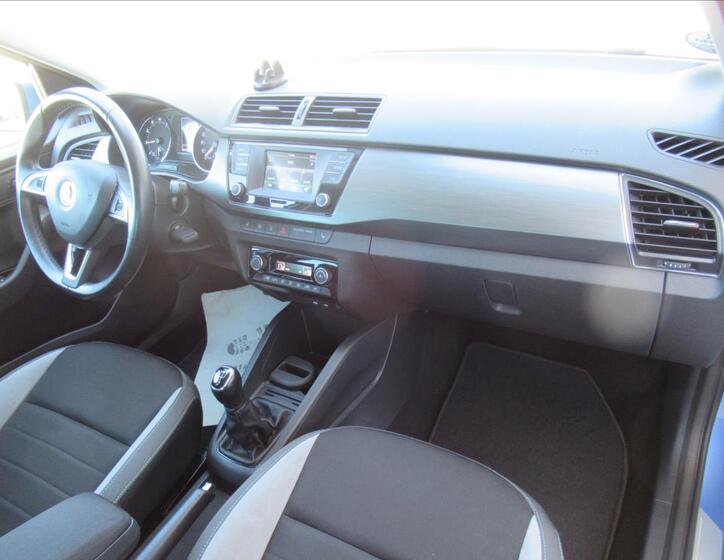 Škoda Fabia 22