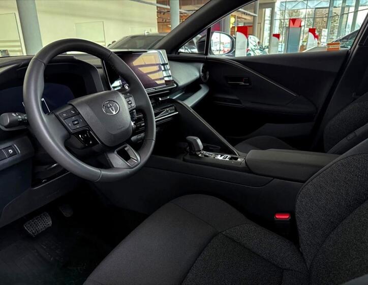 Toyota C-HR 6