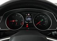 Volkswagen Passat 13