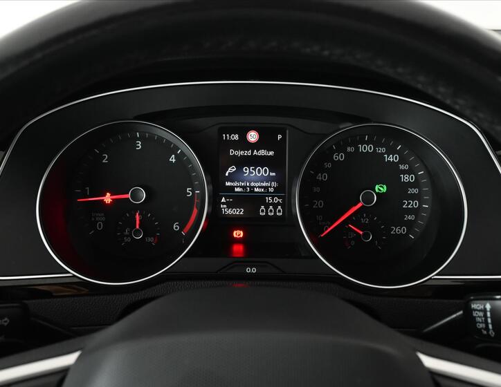 Volkswagen Passat 13