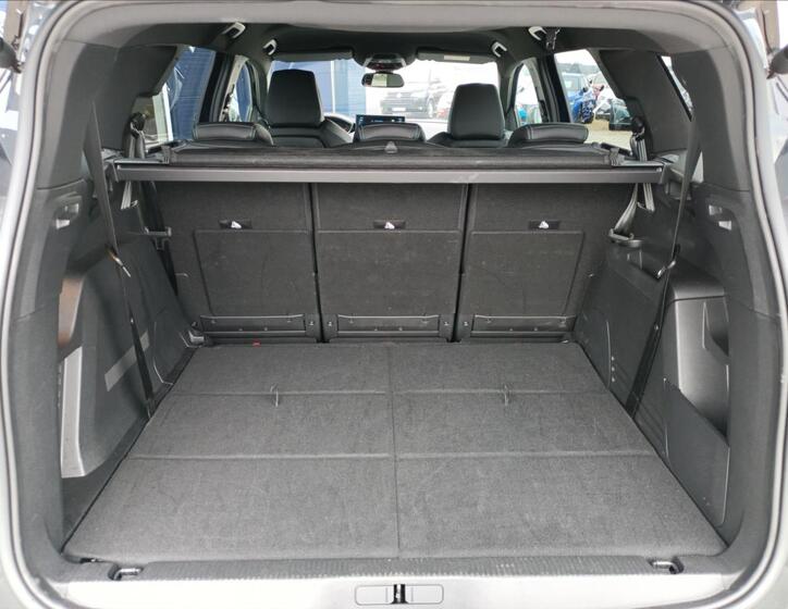 Peugeot 5008 6