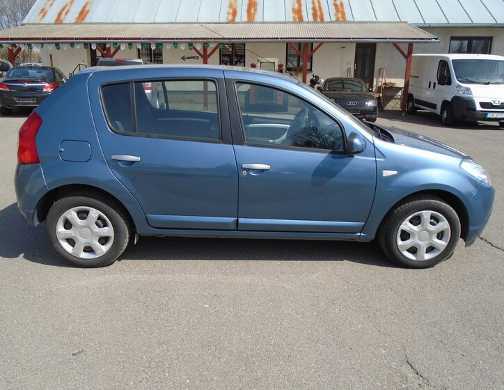 Dacia Sandero 6