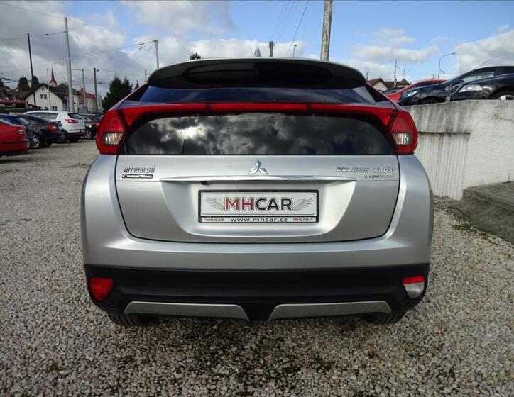 Mitsubishi Eclipse Cross 6