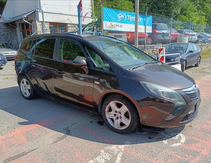 Opel Zafira 15