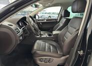 Volkswagen Touareg 19