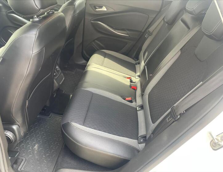 Opel Grandland X 11