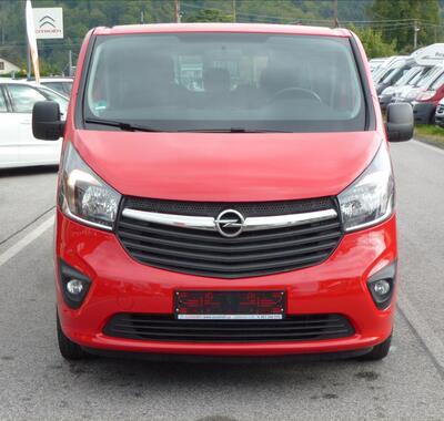 Opel Vivaro 2