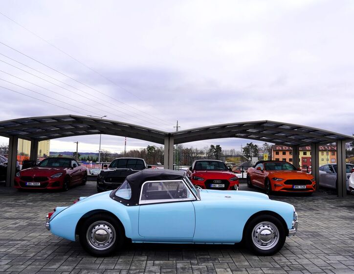 MG MG 7