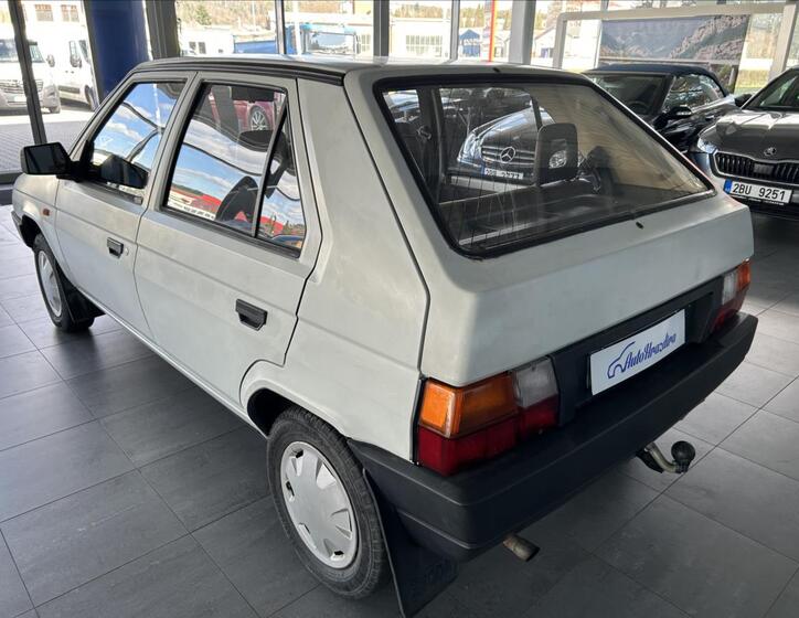 Škoda Favorit 4