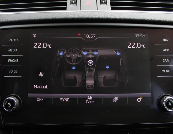 Škoda Octavia 19