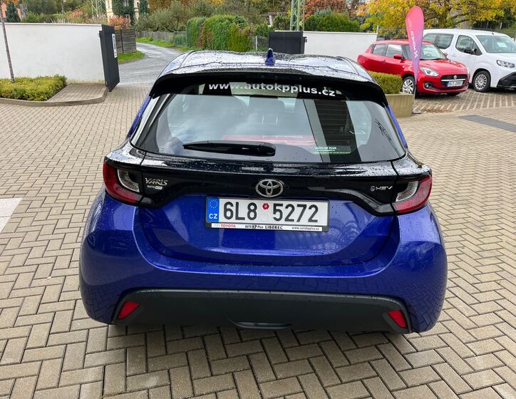 Toyota Yaris 30