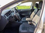 Volkswagen Golf 11
