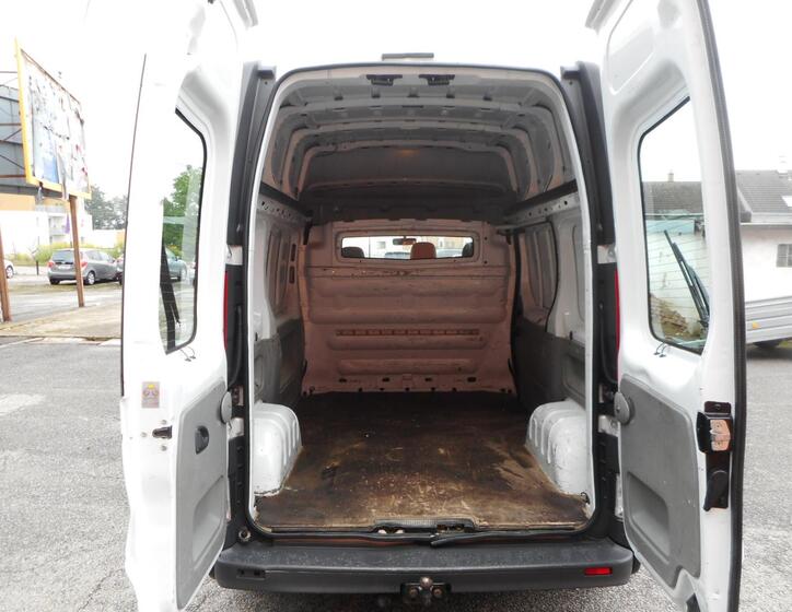 Renault Trafic 17