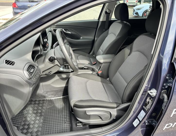 Hyundai i30 10