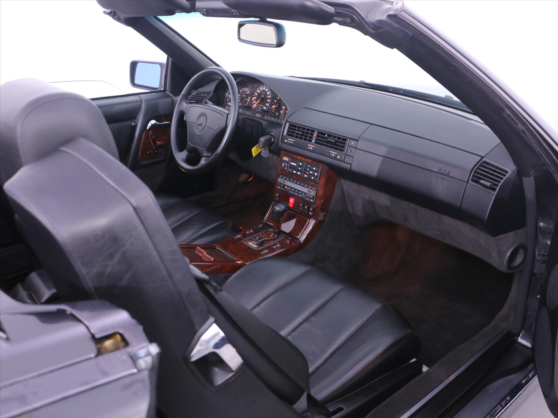 Mercedes-Benz SL