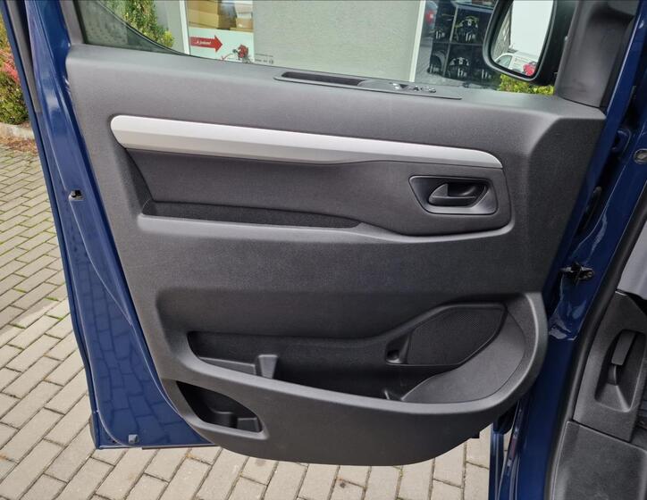 Opel Vivaro 34
