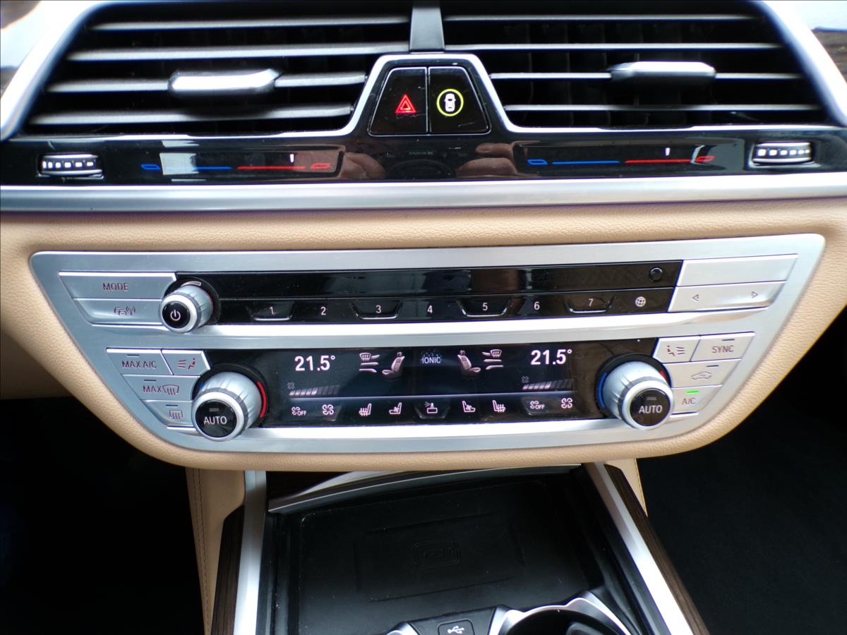 BMW Řada 7