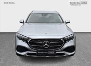 Mercedes-Benz Třídy E 8